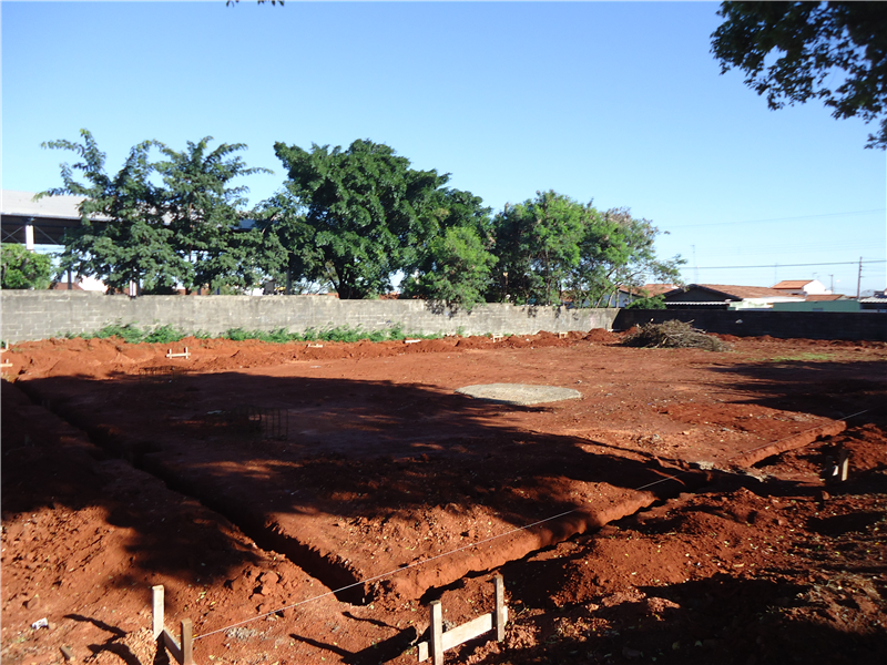 Pinguim vistoriou hoje início das obras em quadra da Emefei Profª Iraídes Lourenço