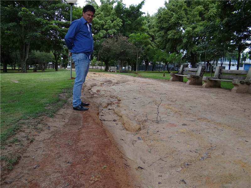 Careca solicitou melhorias em pista de caminhada e corrida no Parque dos Ipês