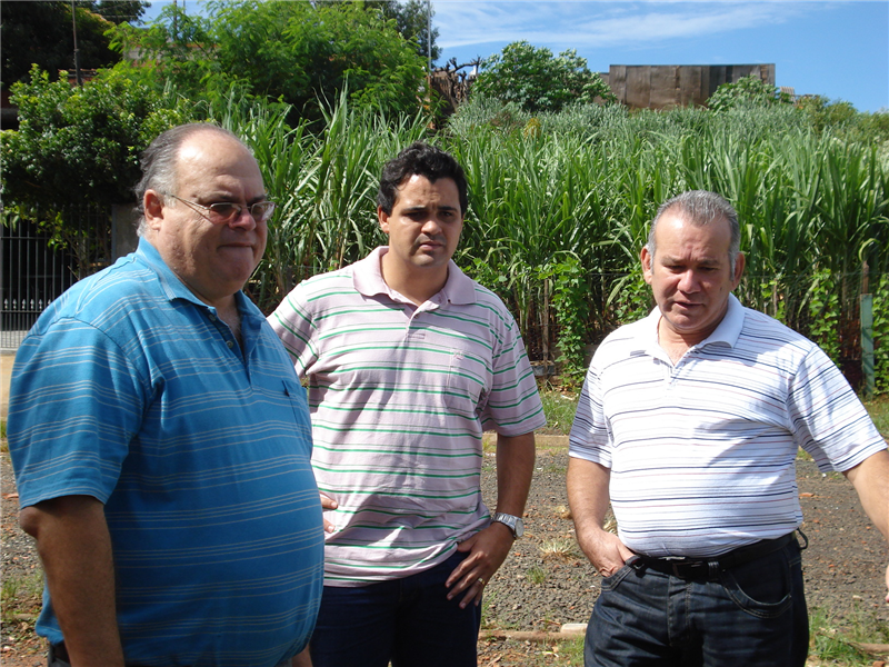 Pinguim acompanhou secretário de Obras e padre Santo Alves em visita ao Parque Zabani