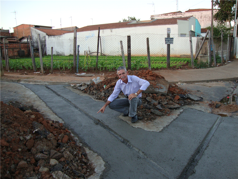 Carlão acompanhou obras no Jardim Europa e no Frezarin