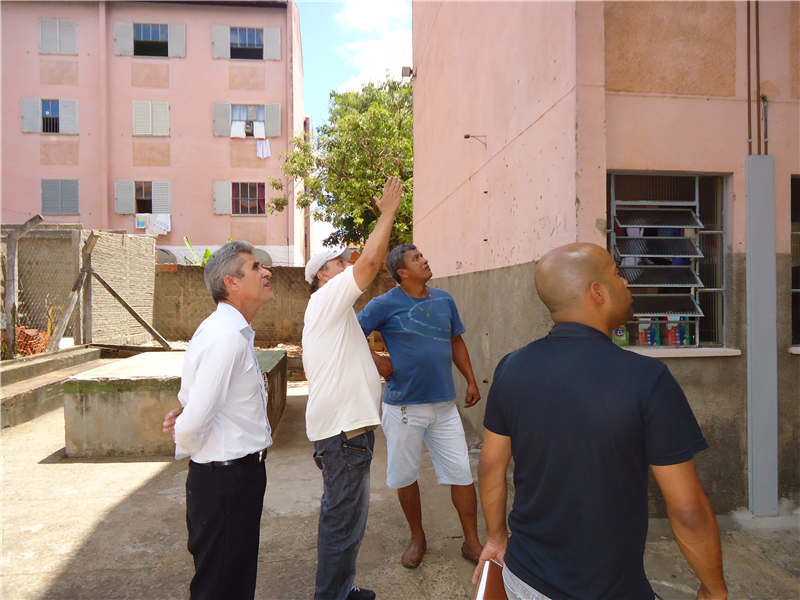 Anízio visita prédios do Conjunto Romano