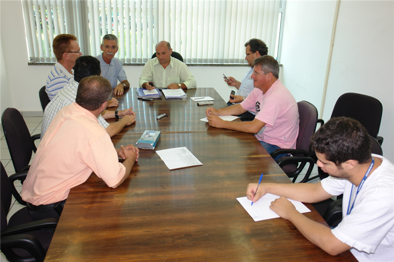 Vereadores promoveram hoje a primeira reunião após a instauração da CEI