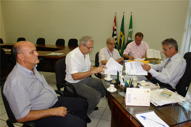 Particelli, Abrahão, Oracy, Davi e Anízio