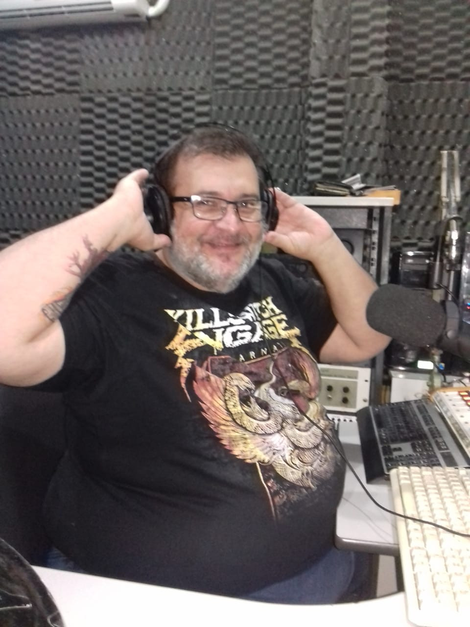 Ricardo Anjo trabalha na Santa Bárbara FM desde 2003