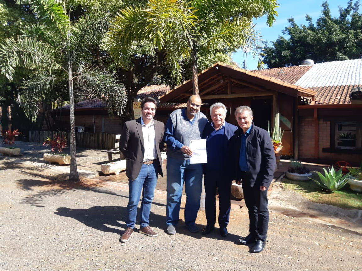 Felipe Sanches e Dr. Edmilson se reuniram com o deputado Ataide Teruel