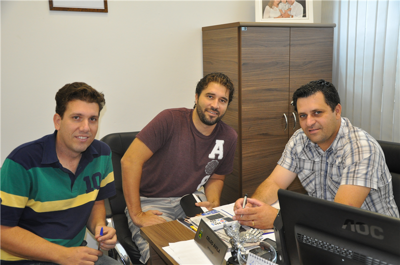 Celso, Giovanni e Gustavo em reunião da Comissão Permanente de Justiça e Redação, 