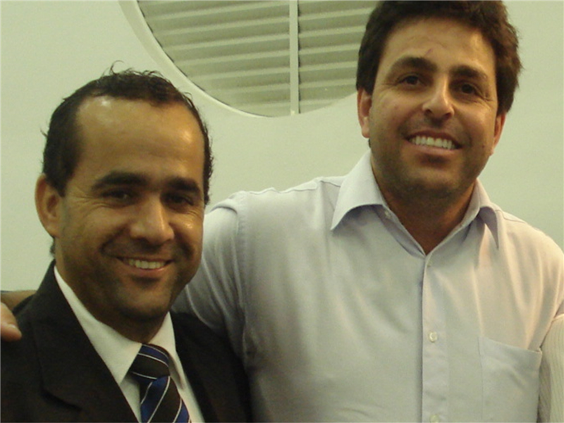 Zeca recebe apoio de Laerte no Projeto de Lei 71/2011. 