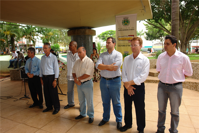 Vereadores presentes à homenagem