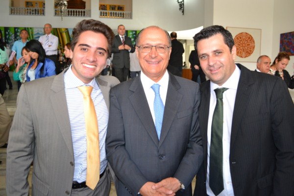 Felipe Sanches e Celso Ávila ouviram anúncios do governador