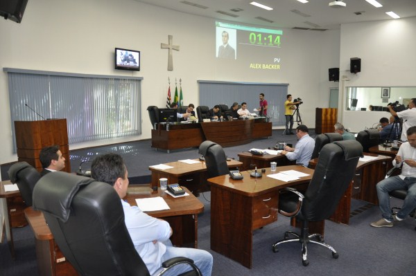 Pauta da 17ª Sessão tem projeto e dois pareceres contrários.