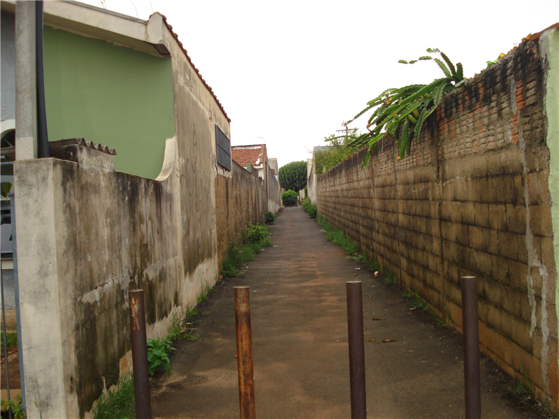 Vielas do bairro encontram-se sem iluminação, preocupando moradores