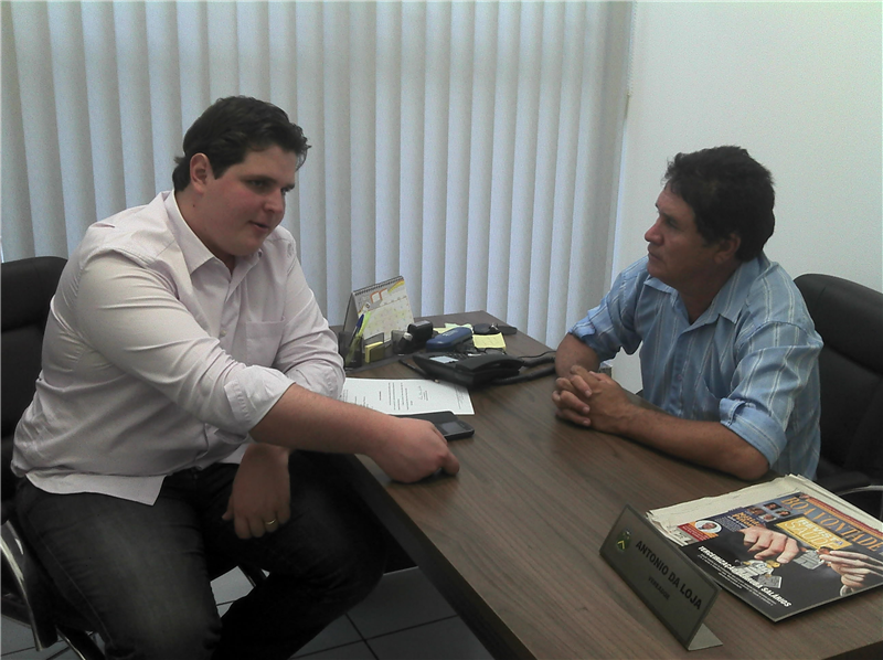 Cauê visitou vereador Antônio da Loja em seu gabinete ontem