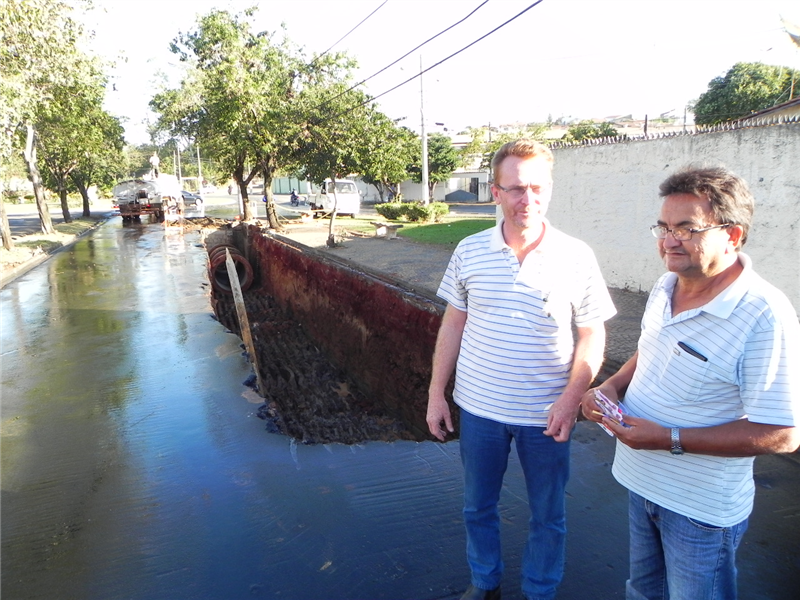 Após solicitação do vereador, Prefeitura iniciou obras antienchente no local