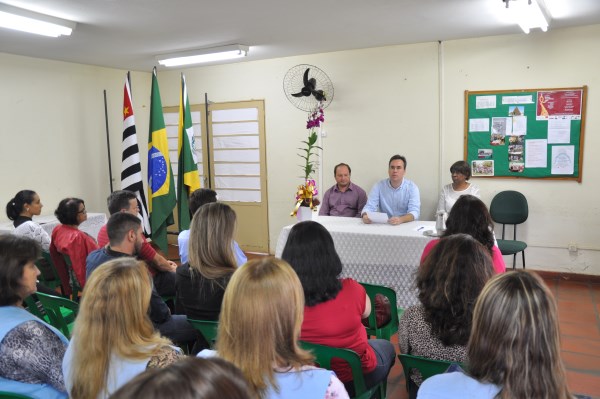 Juca prestigiou evento ao lado do prefeito e de secretária