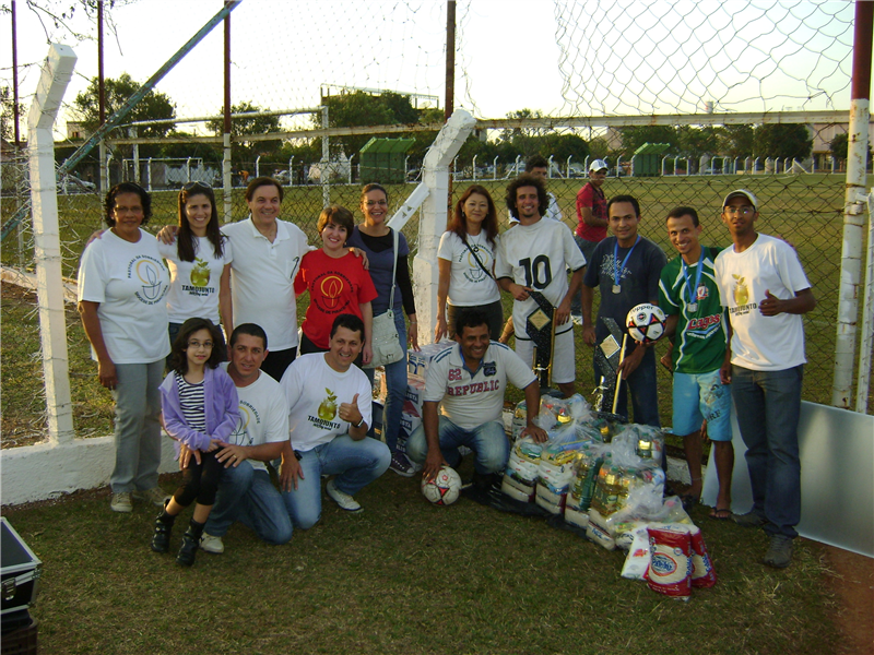 Torneio de Futebol arrecadou alimentos para entidade do Santo Antônio Sapezeiro
