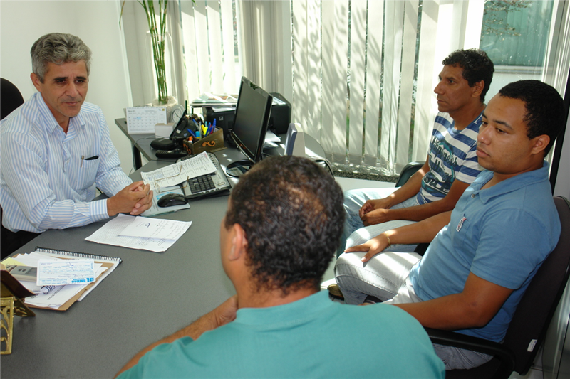 Anízio recebeu moradores do São Fernando, hoje, em seu gabinete