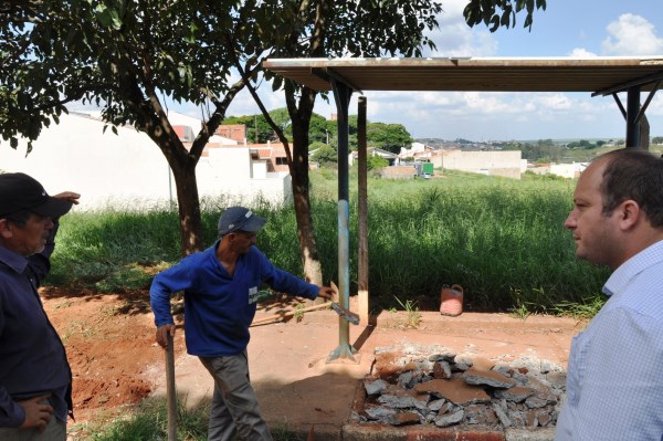 Nova calçada será instalada ao redor de toda área