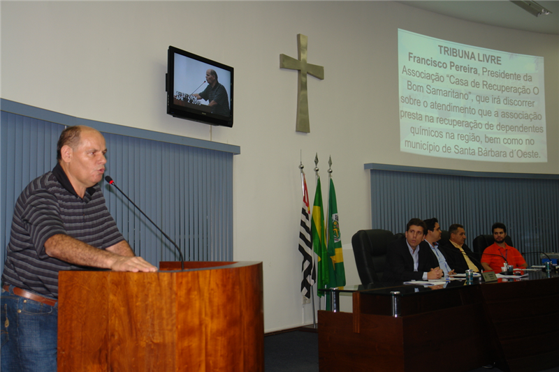 Francisco Pereira na Tribuna Livre.