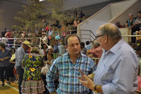 Ele também ouviu o presidente da APAE, Antonio Bettini