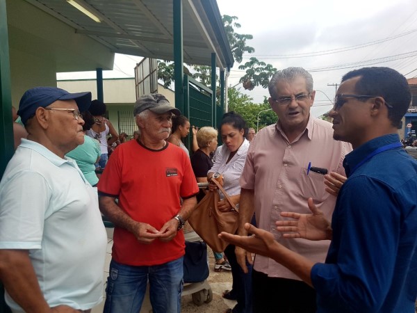 Vereador visitou duas UBSs nesta semana e ouviu munícipes