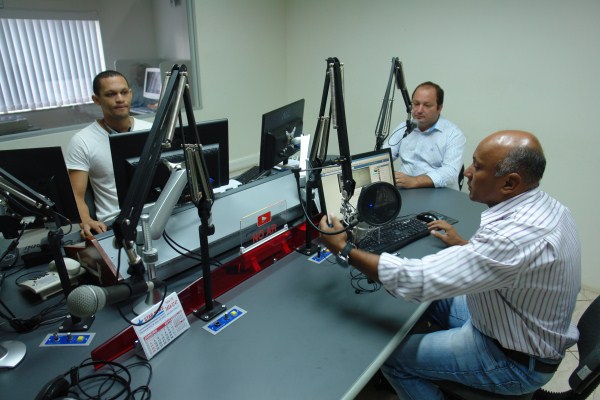 Juca concedeu entrevista a Cid Santos na Rádio Luzes