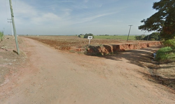 A pedido de munícipes, Juca cobra reparos em estrada rural