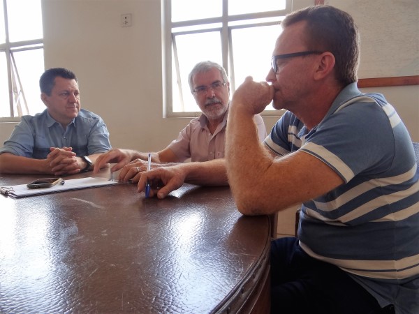 Kadu e Joi visitaram a regional do DER em Piracicaba