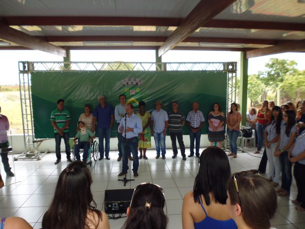 Juca participou de entrega de Centro Educacional nesta sexta